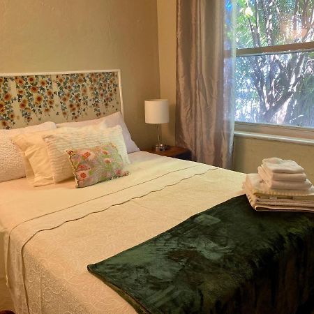 هوليوود Villa Olivia Guest Rooms المظهر الخارجي الصورة