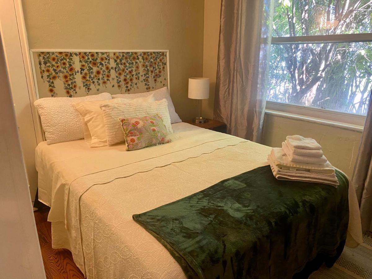 هوليوود Villa Olivia Guest Rooms المظهر الخارجي الصورة